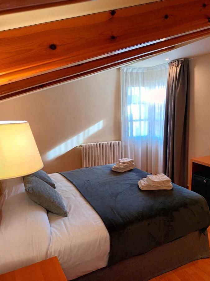 Hotel Estel Berga Luaran gambar