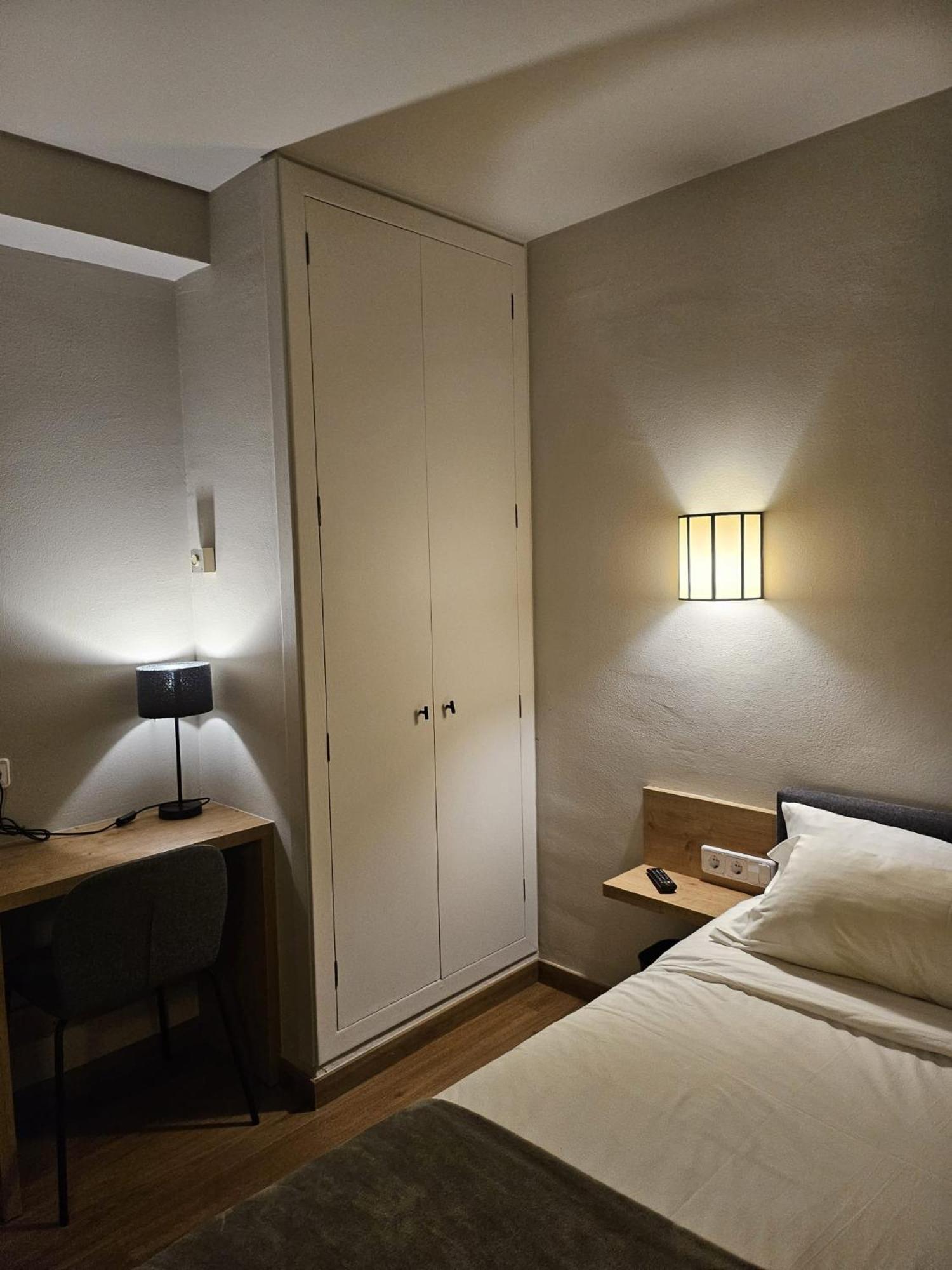 Hotel Estel Berga Luaran gambar