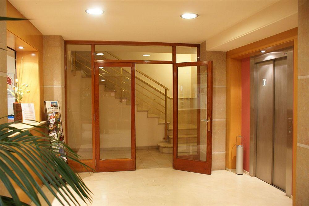 Hotel Estel Berga Luaran gambar